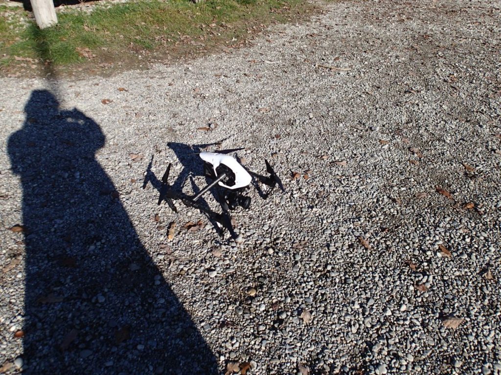 Schattenmann mit Drohne.